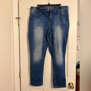 Hydraulic jeans size 18W bootcut